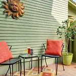 Hillcrest House Bed & Breakfast
