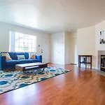 Smart 2Br In Hillcrest By Sonder