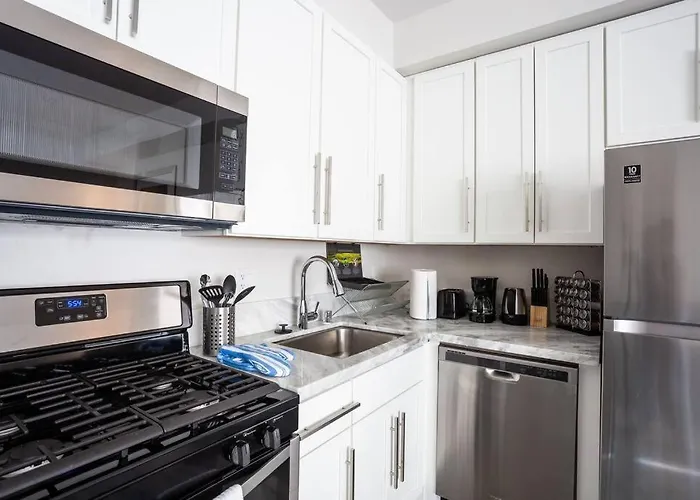 Luxurious Furnished Studio W Full Kitchen In Sd