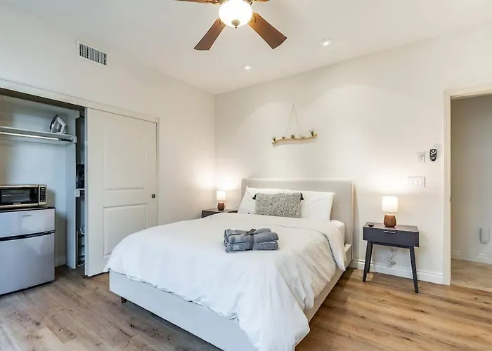 The San Diego Studio - Free Parking