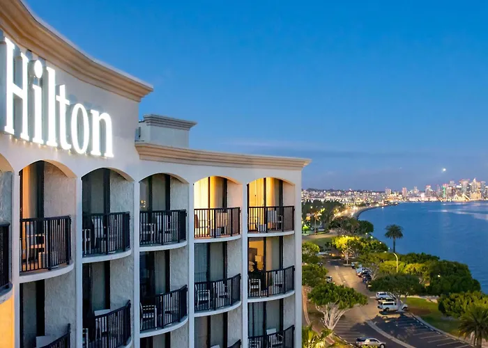 Hilton San Diego Airport/Harbor Island