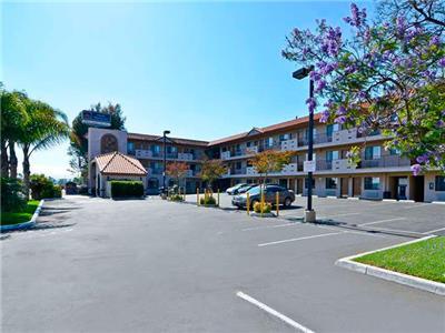 Pleasant Hotel