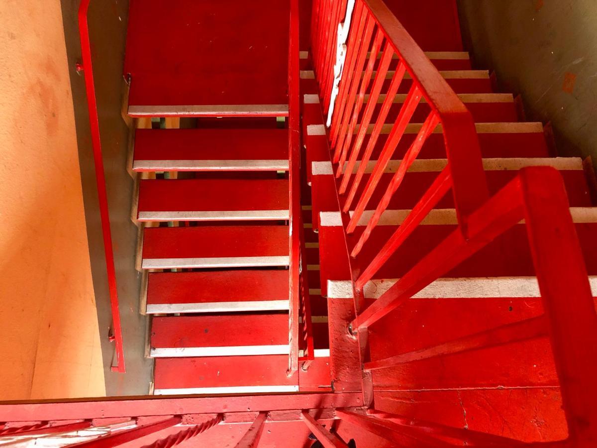 La Petite Rouge 2*