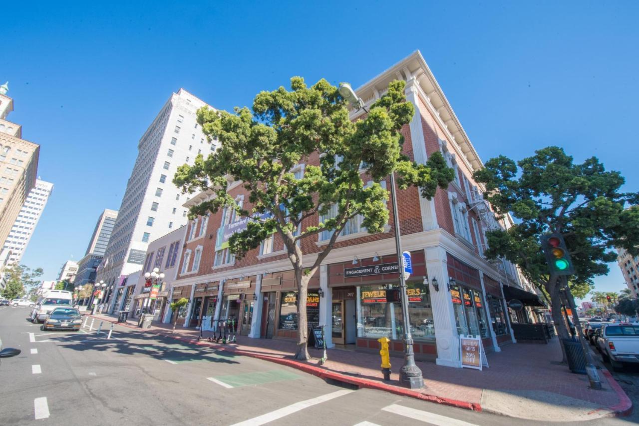 Vantaggio Suites Gaslamp #40 * San Diego