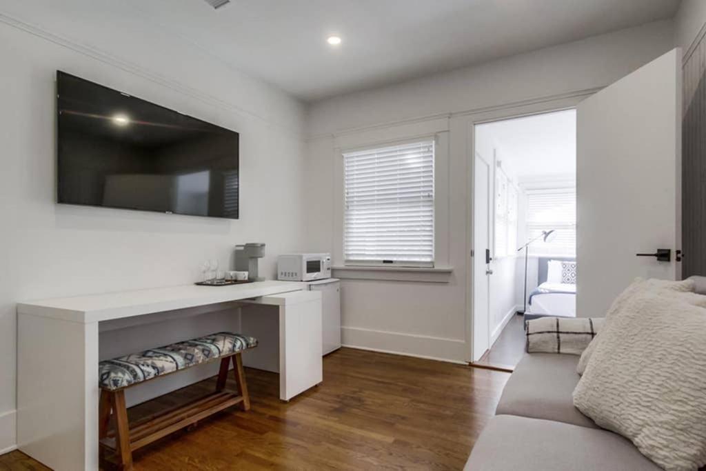 Studio-large Outdoor Space-15 Minutes To Mission Bay Apartment San Diego