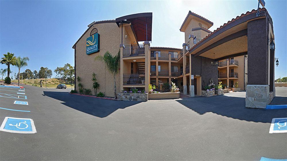 Baja Motel