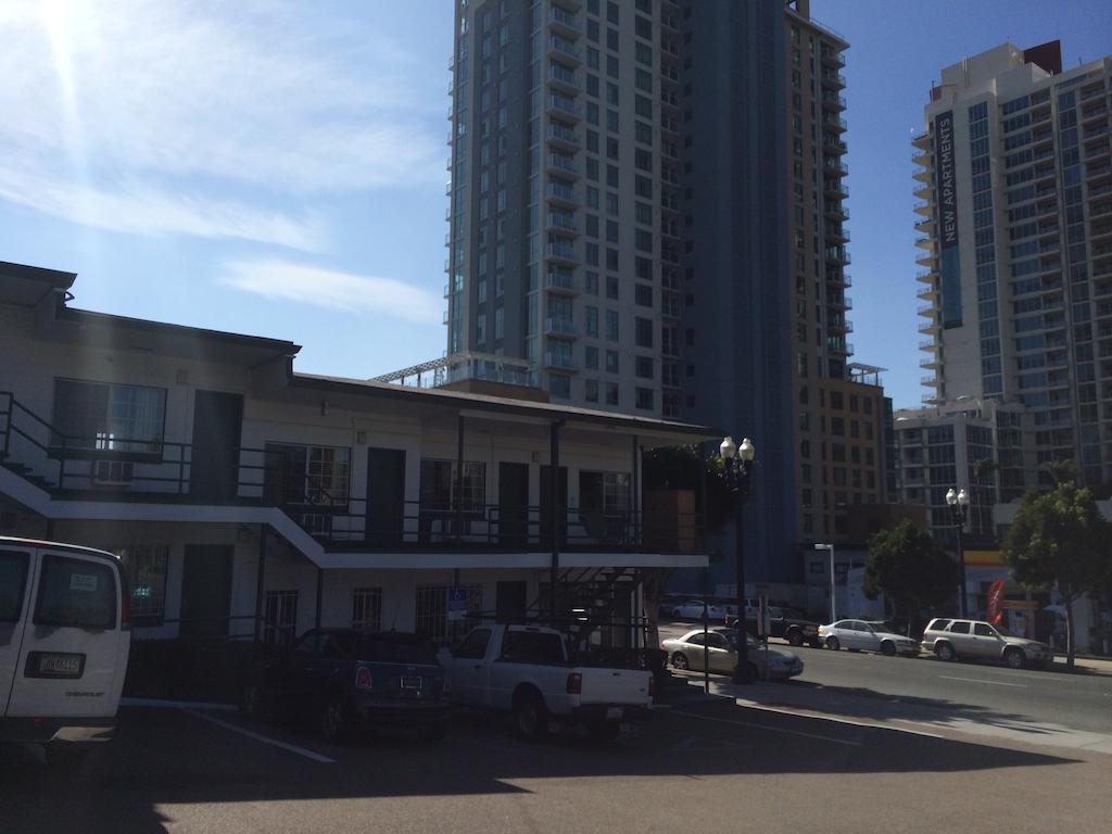 Parkside Hotel