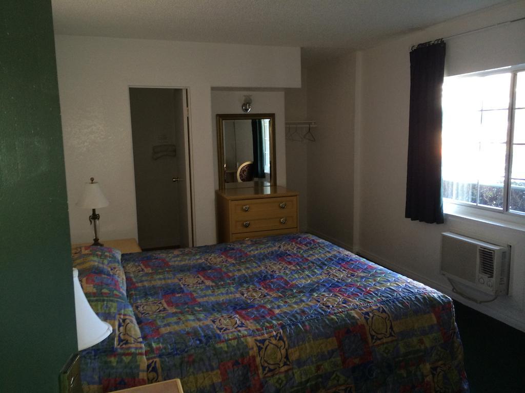 Parkside 2* San Diego
