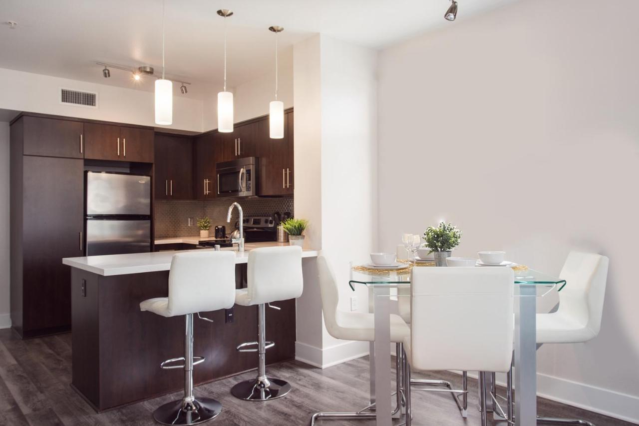 Sd Dazzling Apt Sleeps 6 Apartment *