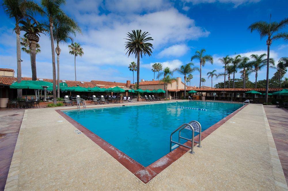 La Jolla & Tennis Club 4*