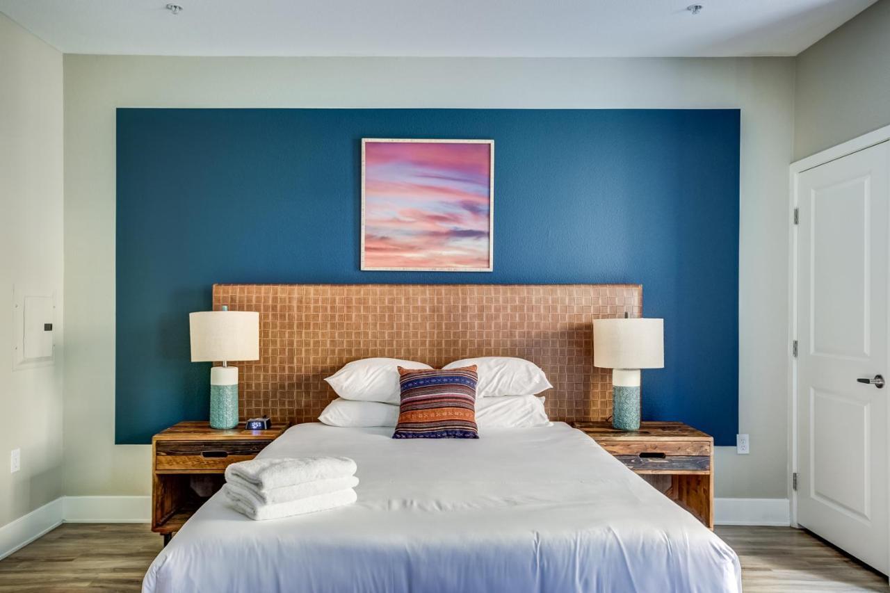 Wanderjaunt - Luxe Mission Valley Apts *