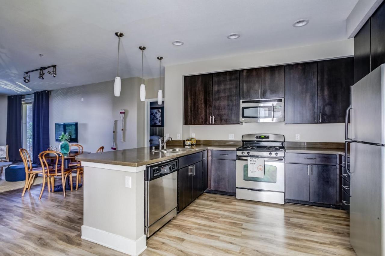 Apartment Wanderjaunt - Luxe Mission Valley Apts