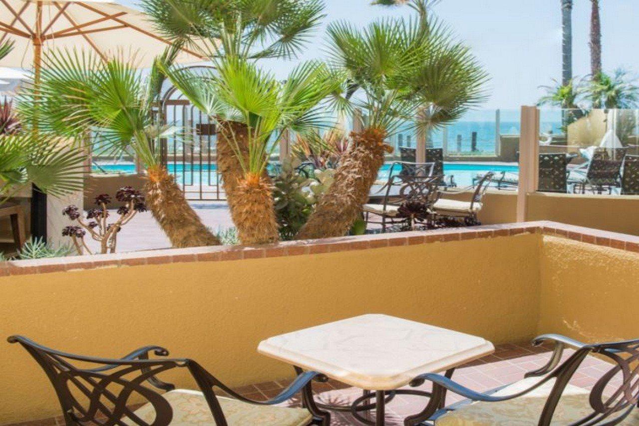 Pacific Terrace Hotel 4*