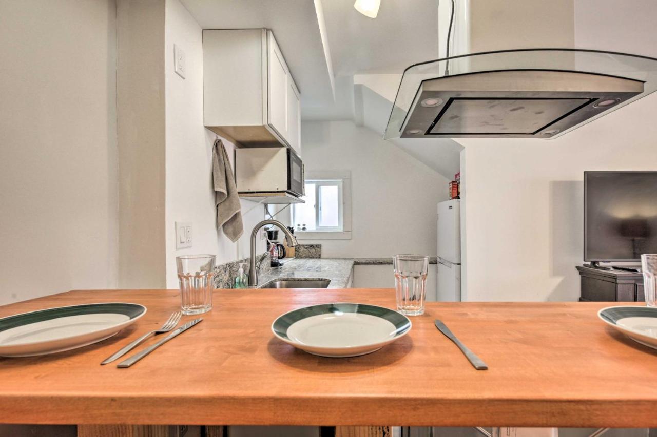 Pet-friendly Gem With Patio And Grill