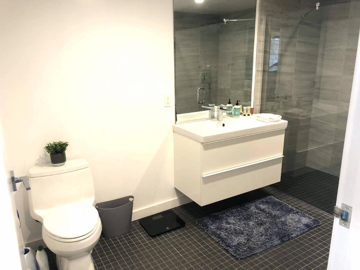 Modern 2 Bdrm W/parking In The Heart Of Hillcrest Apartment San Diego