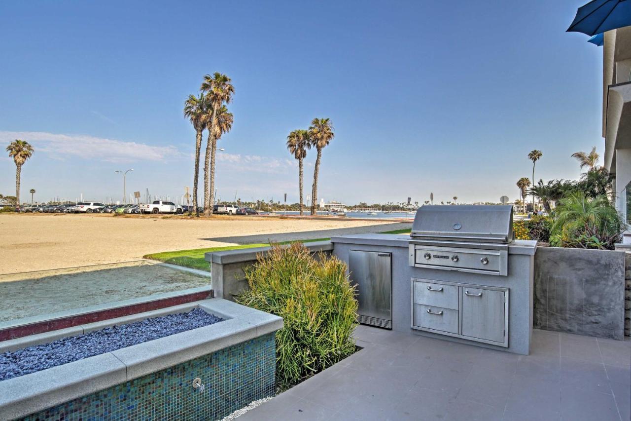Bayfront Getaway On Boardwalk With Hot Tub Apartment