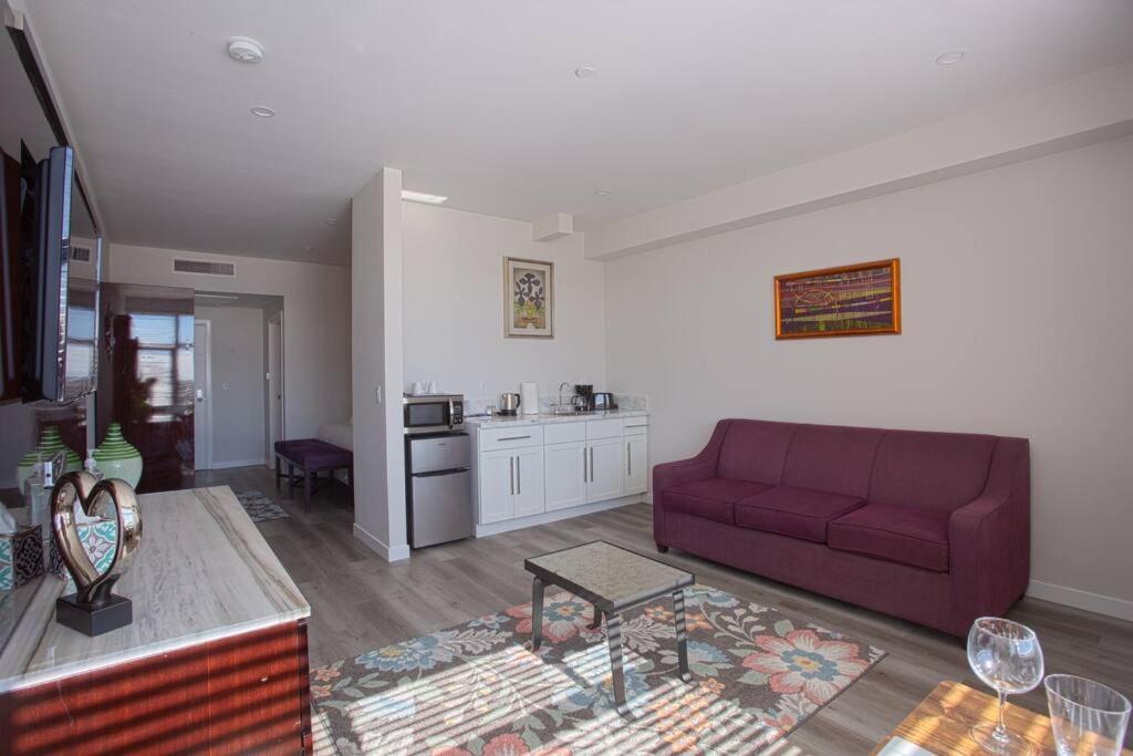 Inn Luxurious Design One Bedroom Near Balboa Park *