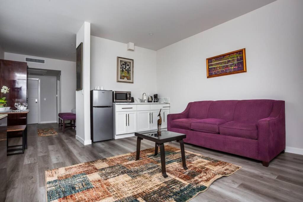 Prime Location - Awesome View -1 Bedroom