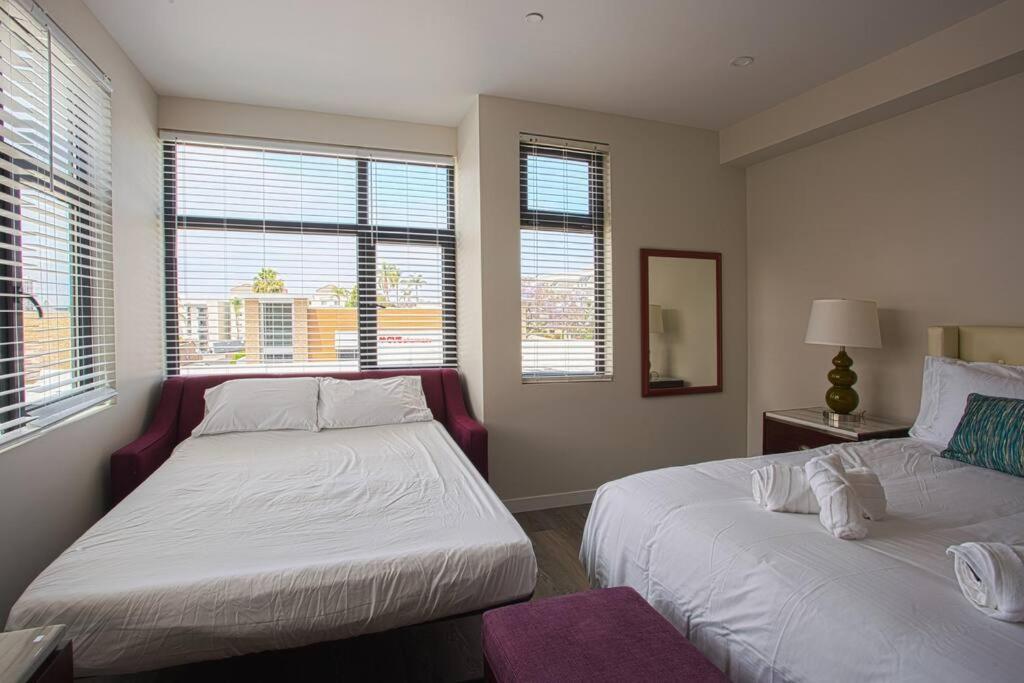 Downtown View 4 Sleepers Studio- Great For Getaway *
