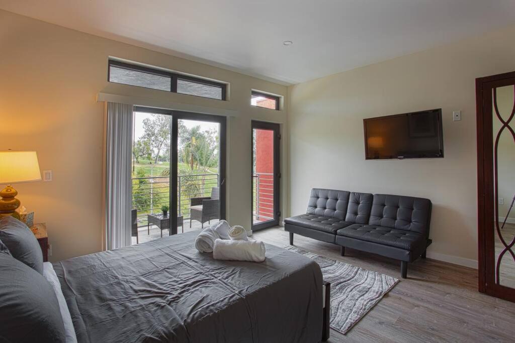 Explore San Diego-balboa Park-little Italy-gaslamp Inn *