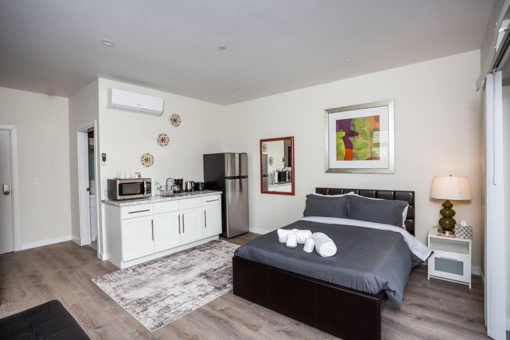 Apartment With Beautiful View Next To Downtown San Diego