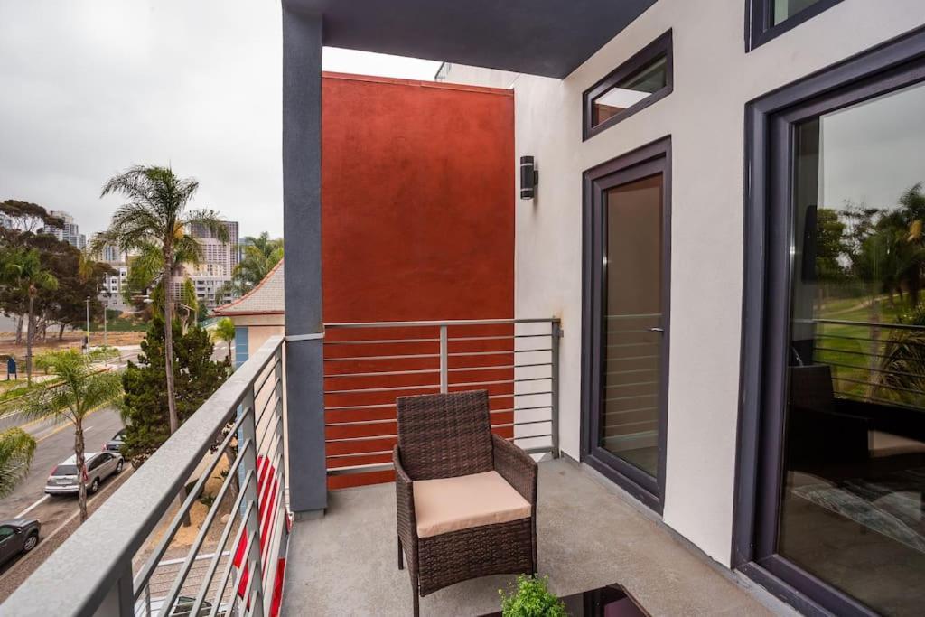 Explore San Diego-balboa Park-little Italy-gaslamp Inn *