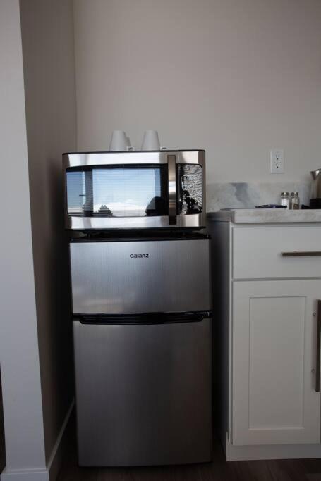 Luxurious Design One Bedroom Near Balboa Park Inn *