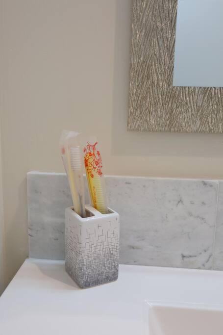 Luxurious Design One Bedroom Near Balboa Park Inn *