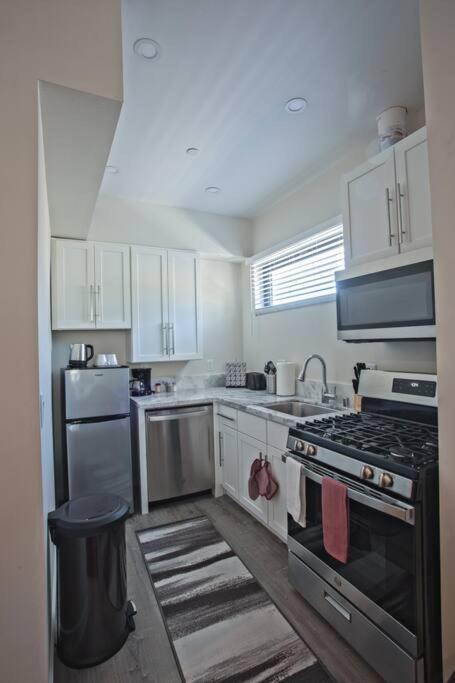 Apartment Spacious 500 Sqft With Balboa Park View