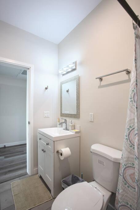 One Bedroom With Sd Downtown View Inn San Diego