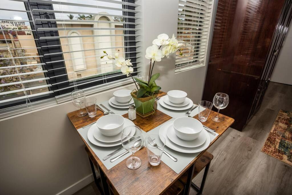 Prime Location - Awesome View -1 Bedroom