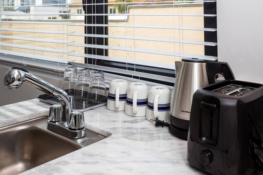 2 Bedroom, 2 Bathroom Detached Max 7 Sleepers * San Diego