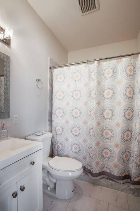 Apartment 2 Bedroom, 2 Bathroom Detached Max 7 Sleepers *