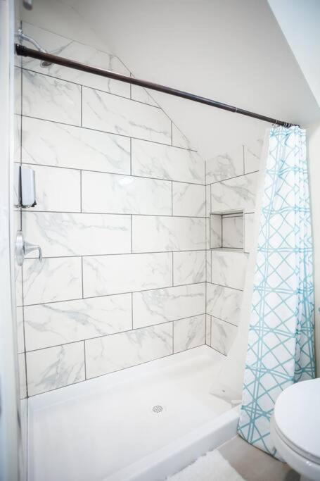 Spacious 500 Sqft With Balboa Park View