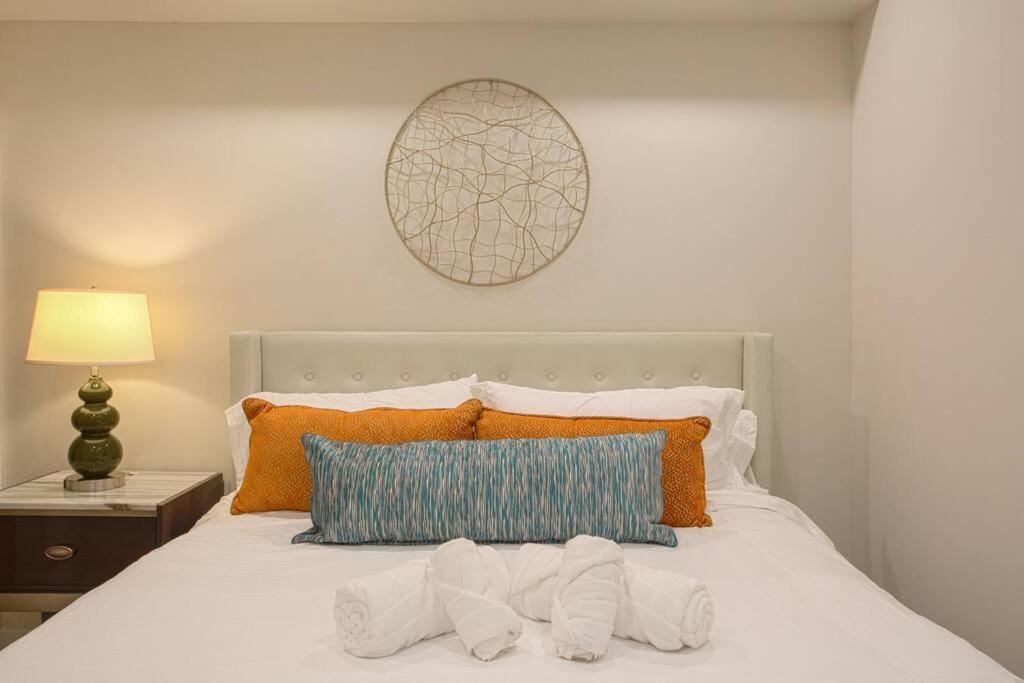 Holiday home 3 Floor Townhouse Next To Downtown Max 12 Sleepers