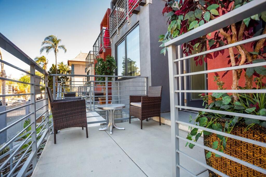 3 Floor Townhouse Next To Downtown Max 12 Sleepers * San Diego