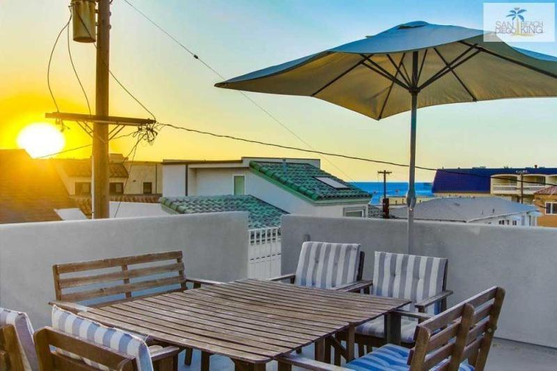 200-surf Stars Penthouse