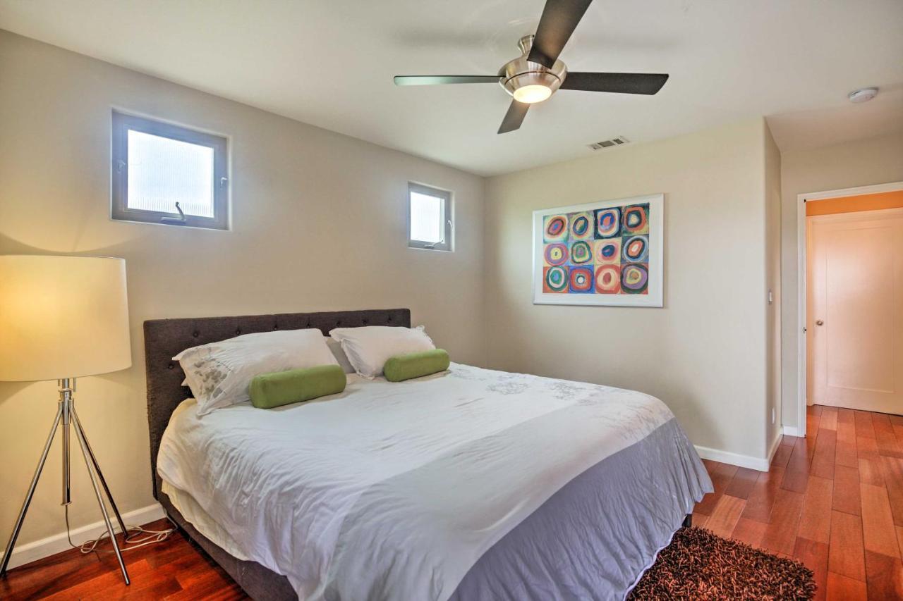 Holiday home Updated With Private Yard And Grill! San Diego