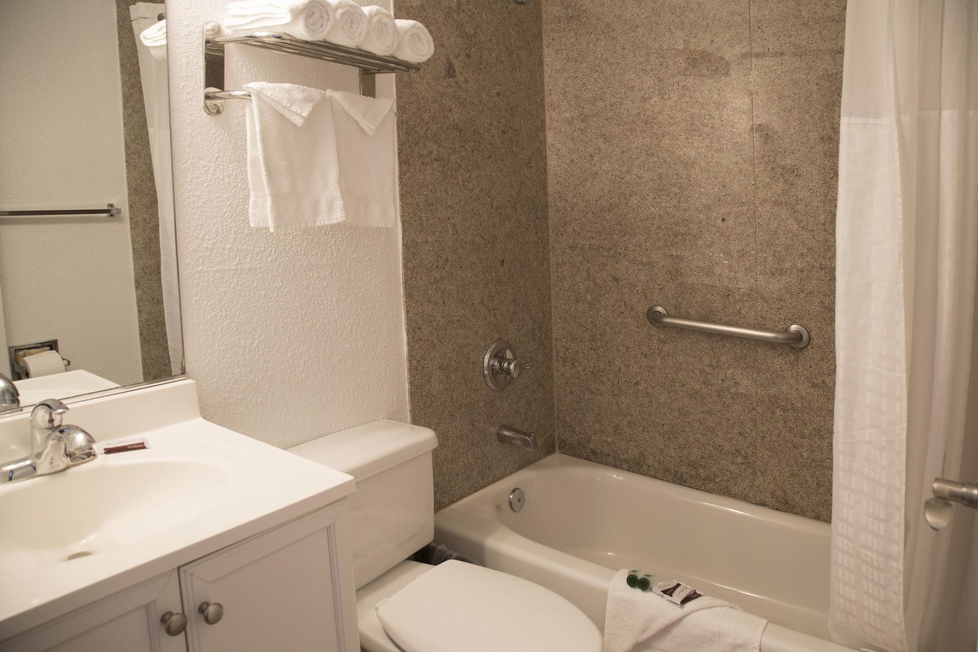 Harborview & Suites-convention Center-airport-gaslamp-seaworld-zoo-balboa Park Motel 2*