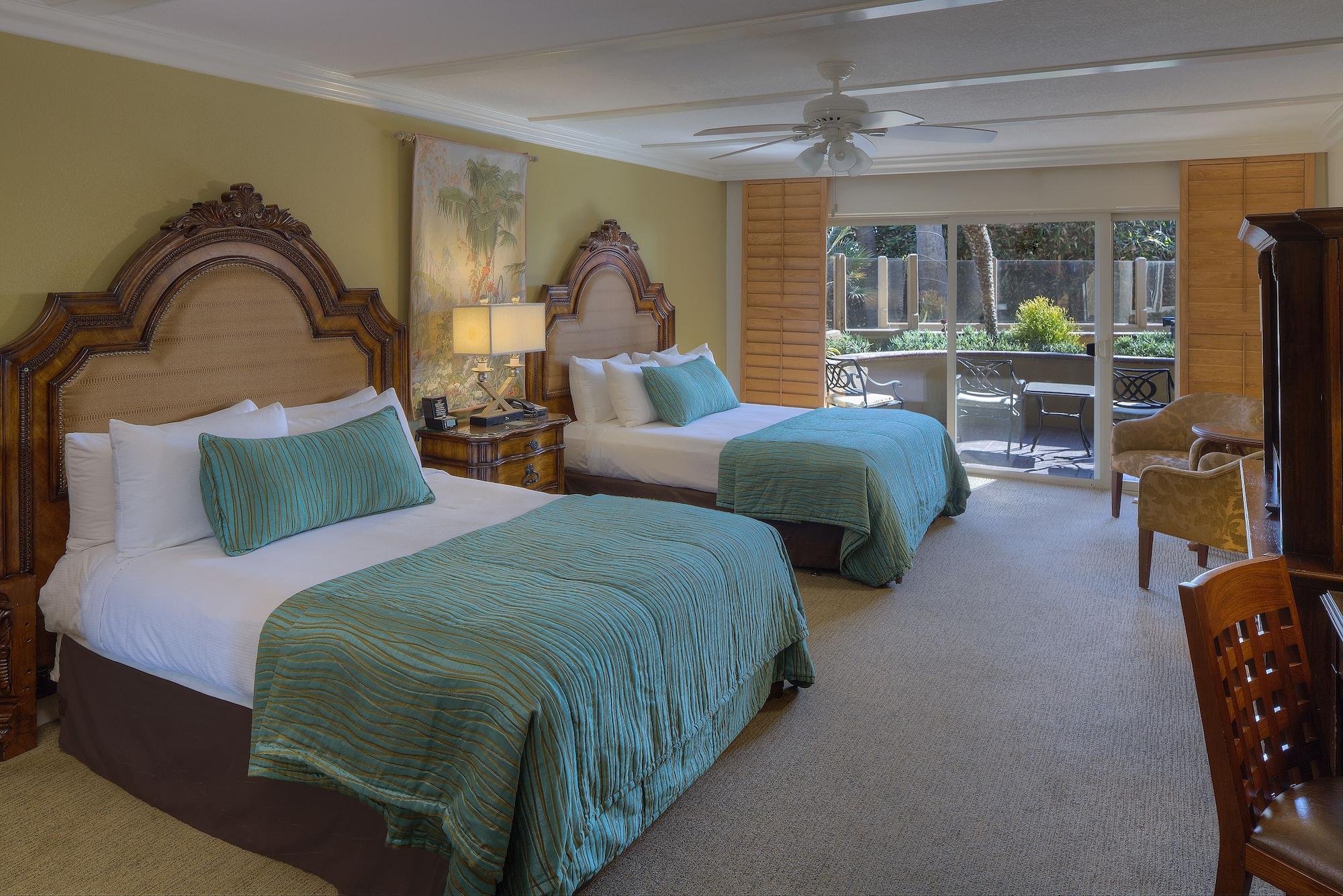Pacific Terrace Hotel