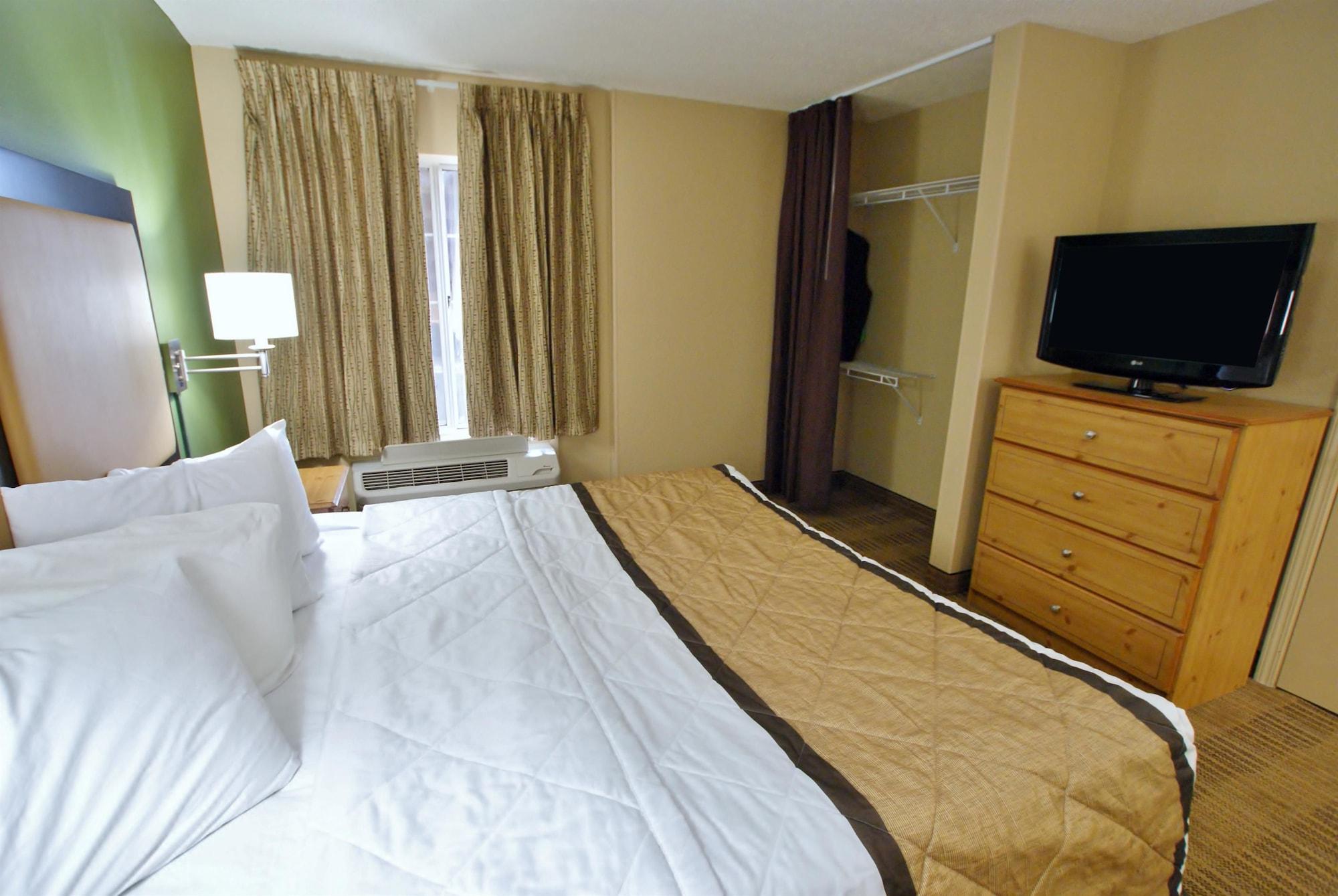 Extended America - - Sorrento Mesa 2*