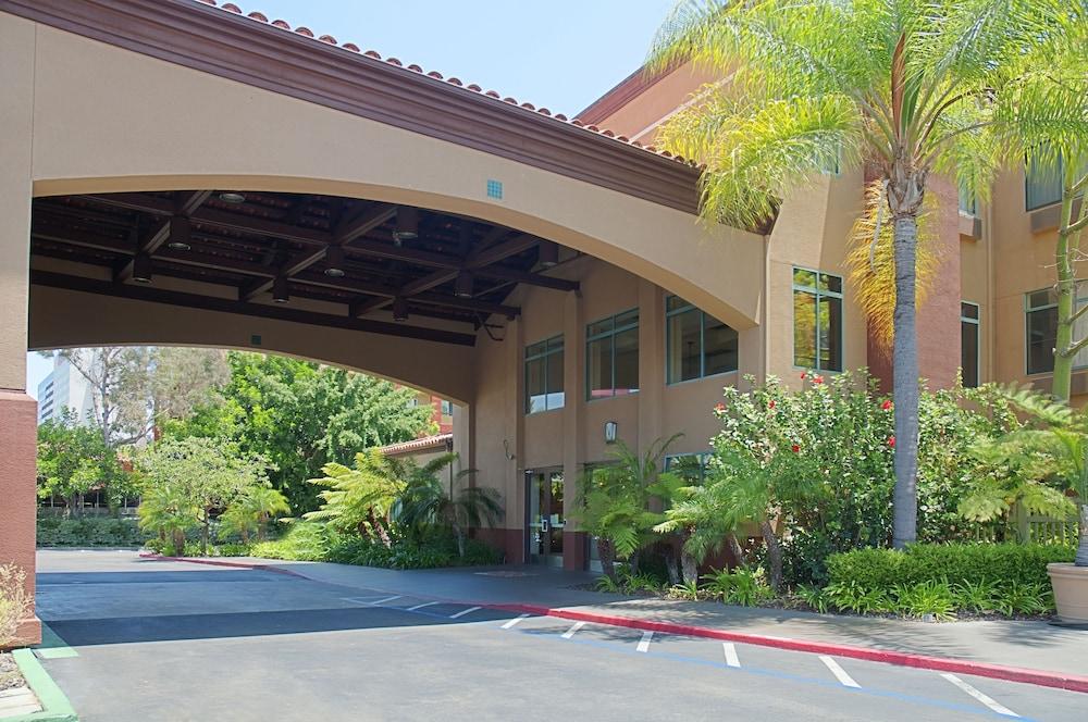 Hotel Ramada By Wyndham San Diego