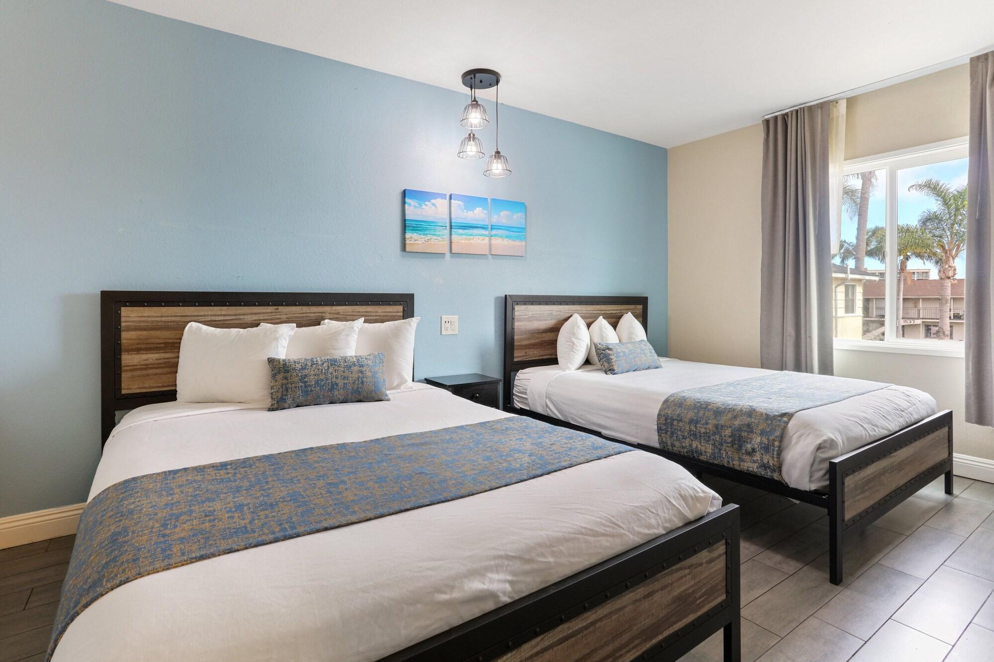 Aqua Mar Motel 2*