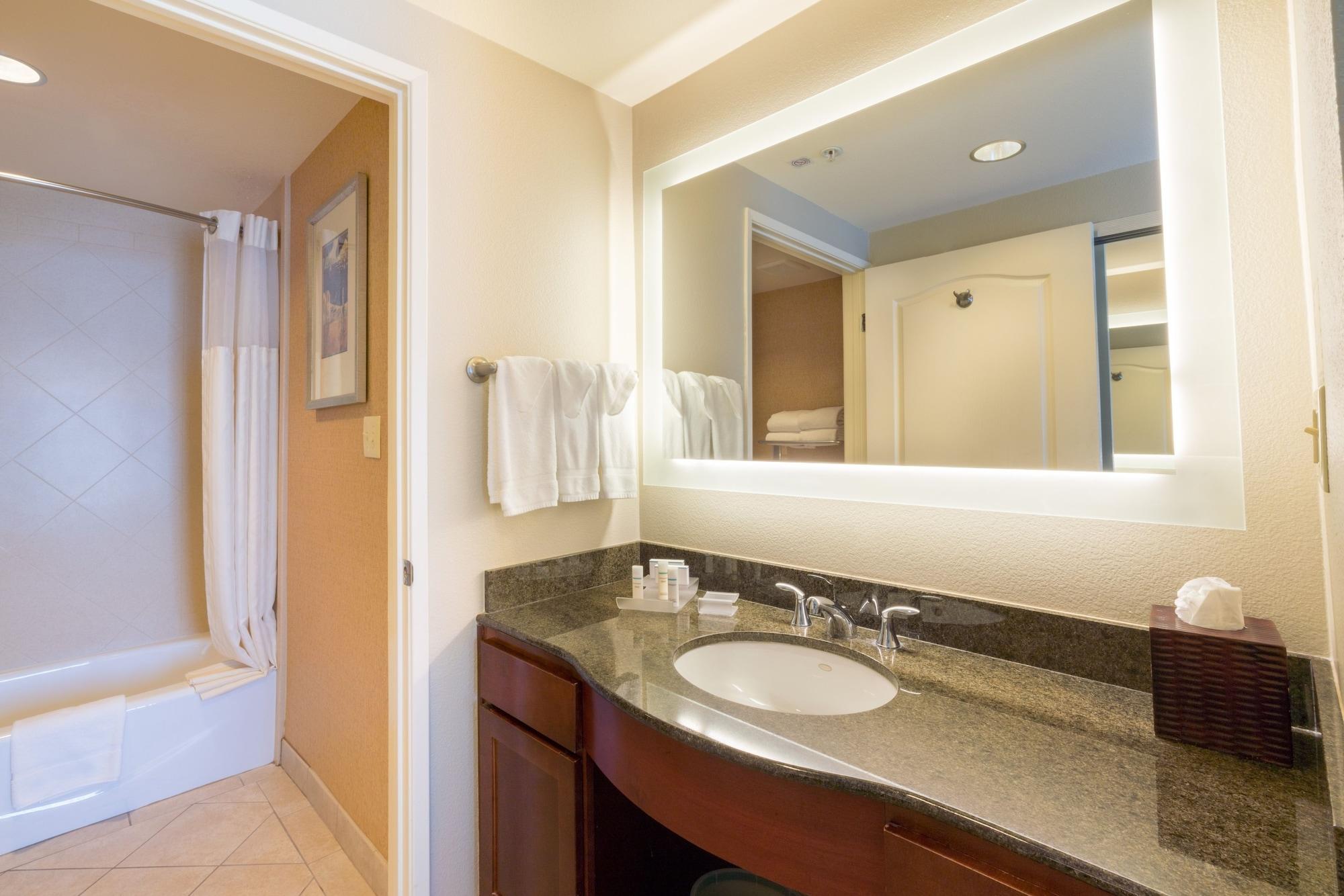 Homewood By Hilton Airport-liberty Station Hotel 3*
