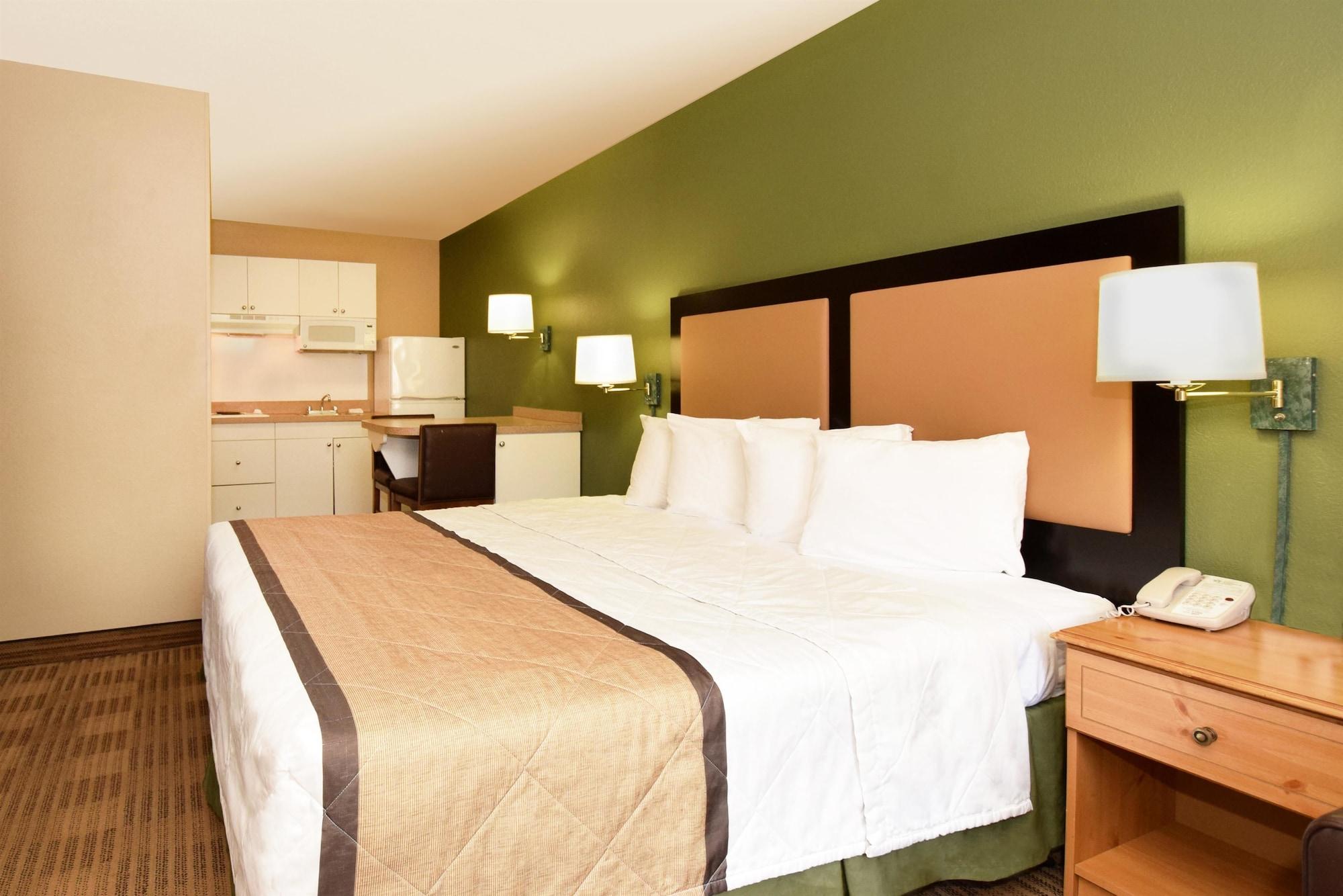 Extended America - - Fashion Valley Hotel San Diego