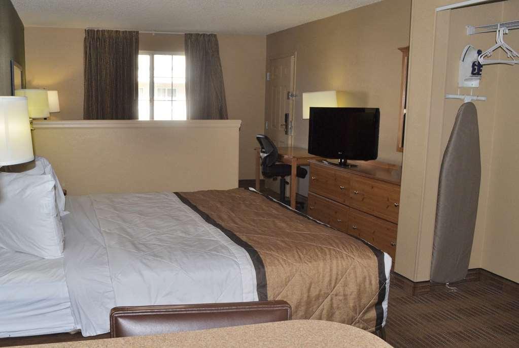 Extended America - - Fashion Valley Hotel San Diego