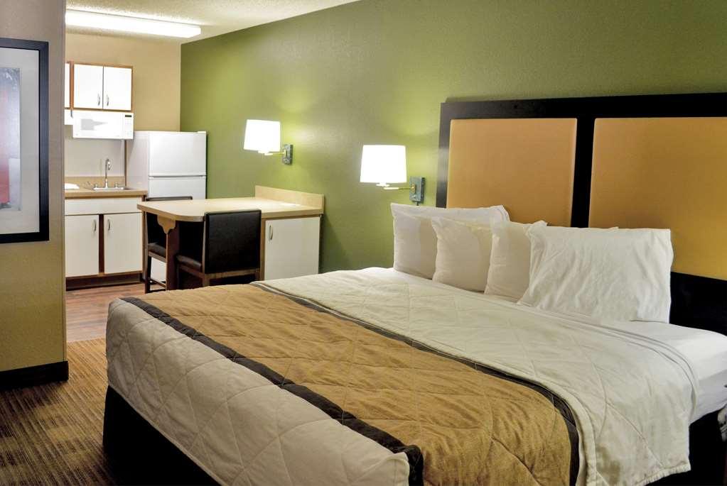 Extended America - - Fashion Valley Hotel 2*