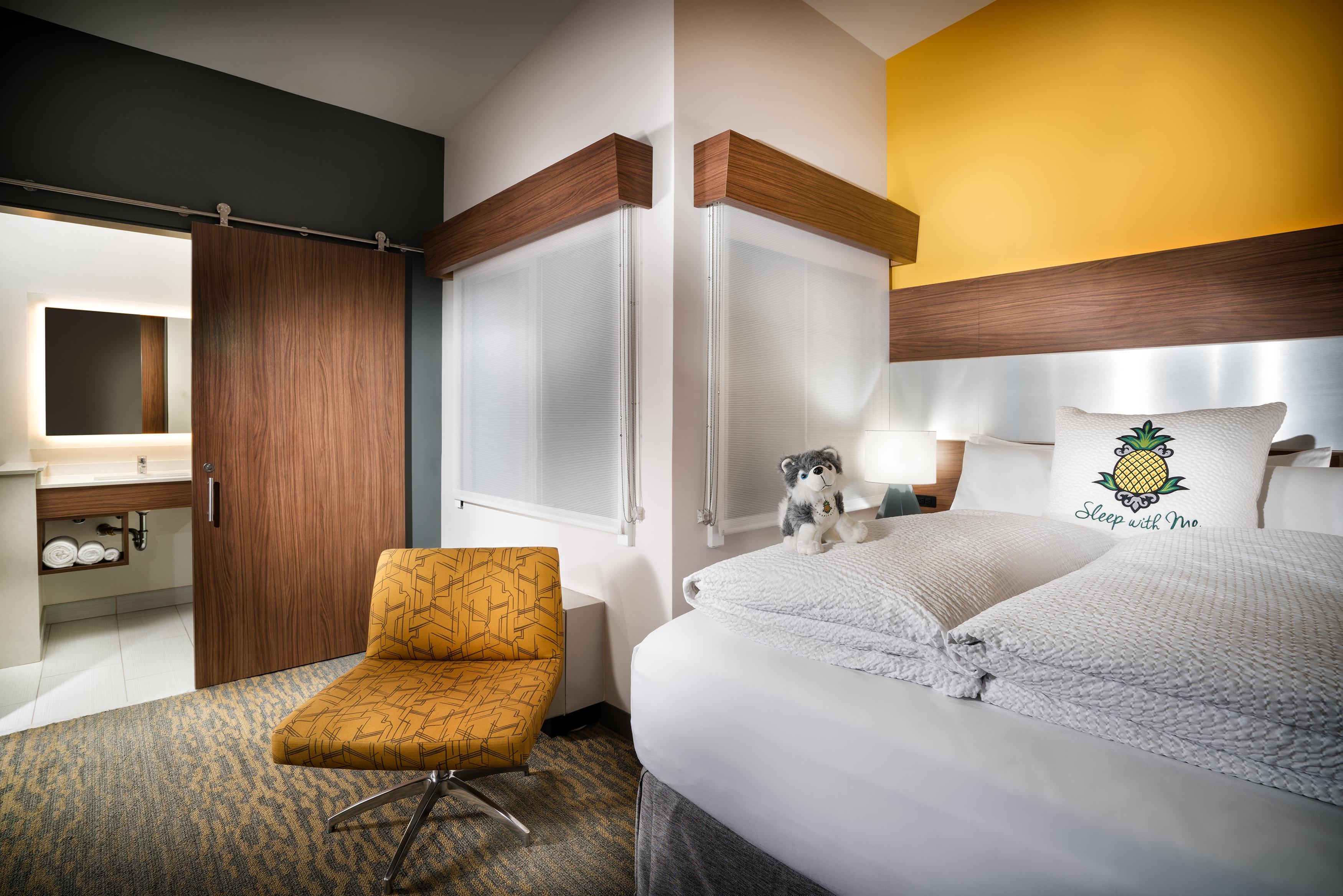 Staypineapple, Hotel Z, Gaslamp San Diego 3*