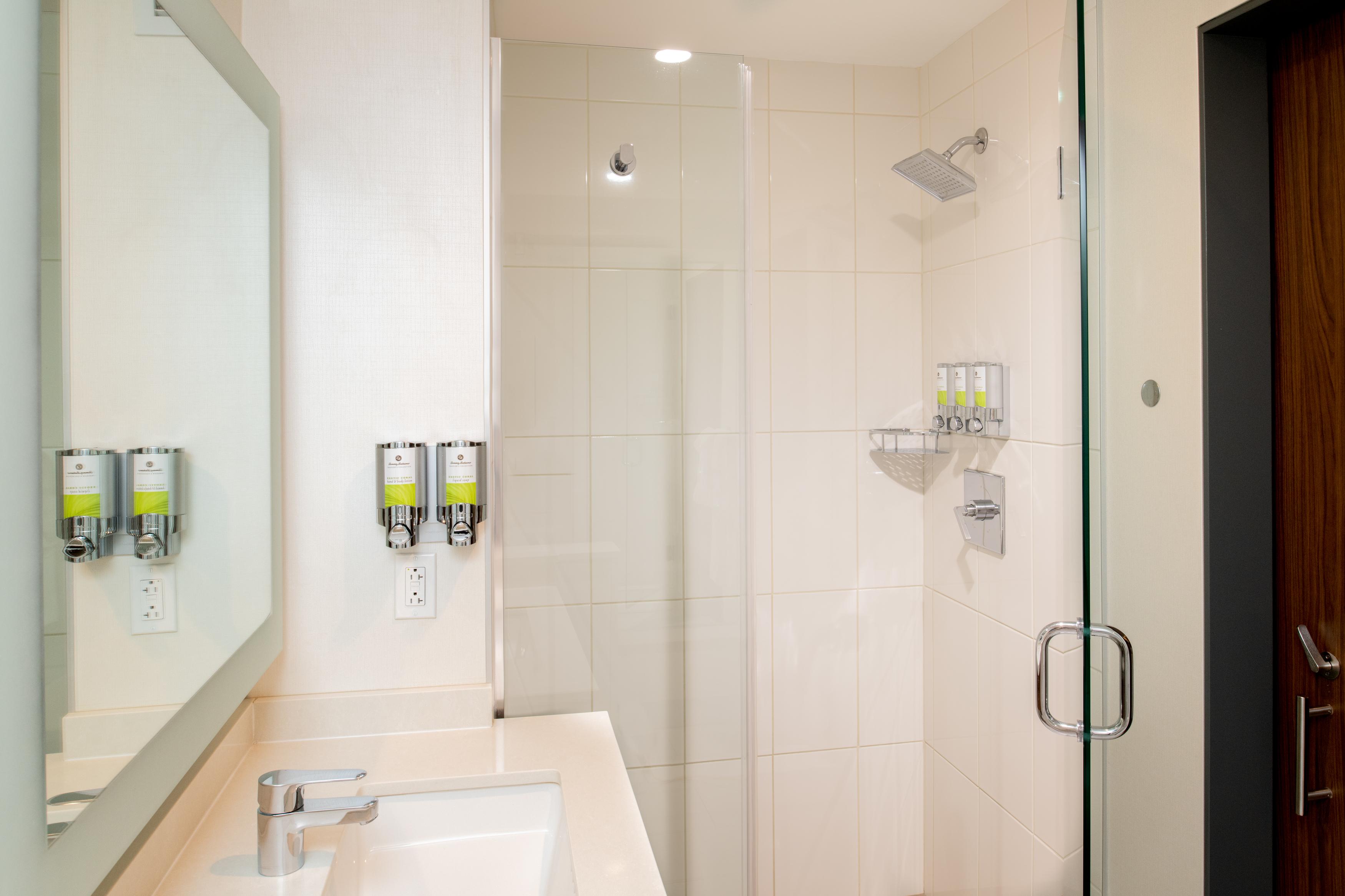 Hotel Staypineapple, Hotel Z, Gaslamp San Diego
