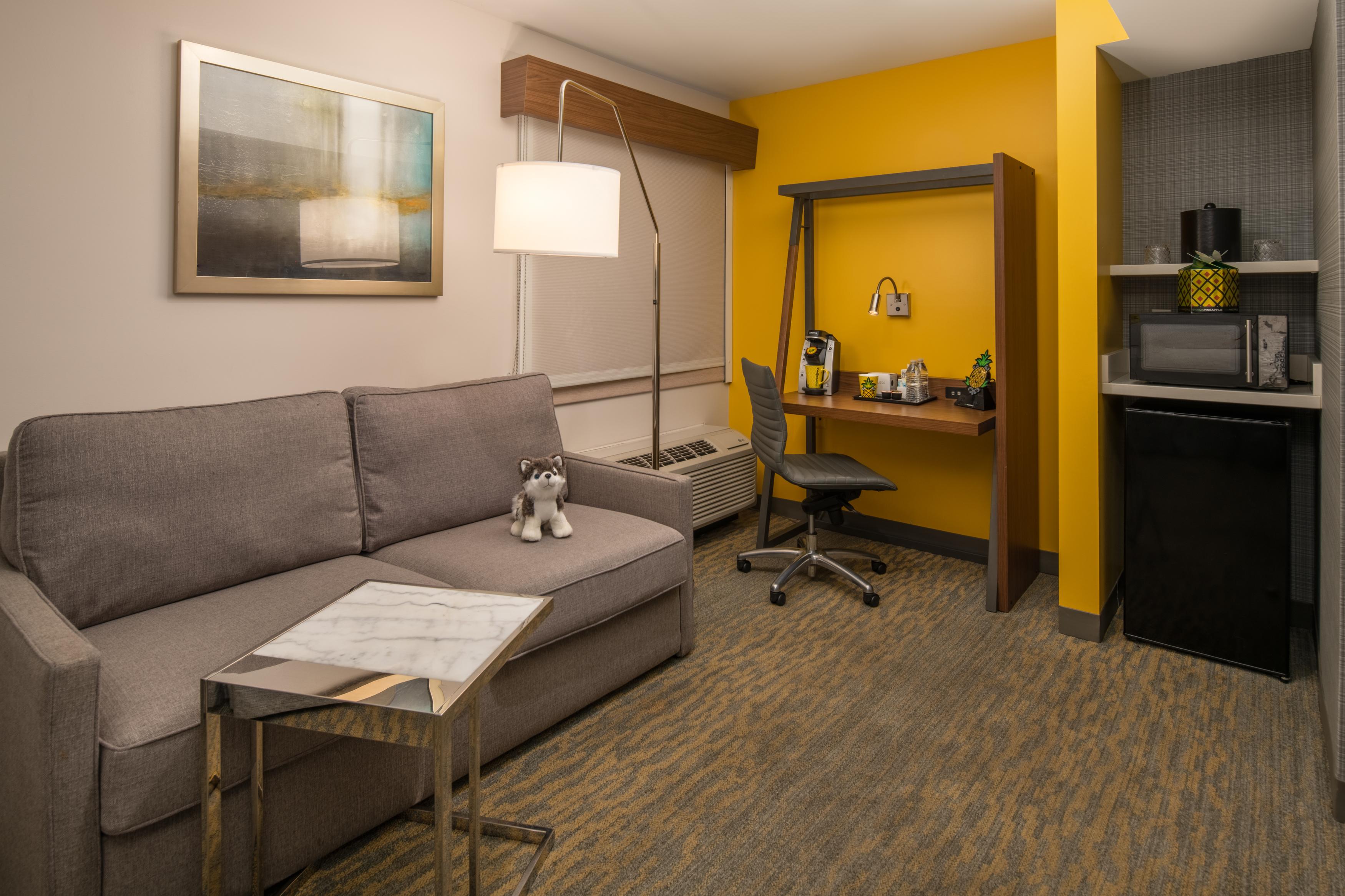 Staypineapple, Hotel Z, Gaslamp San Diego San Diego